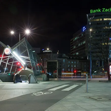 Shortstaypoland Grzybowska Lägenhet *